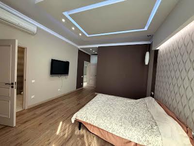 квартира по адресу Французский бульв., 60б