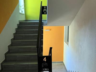 квартира за адресою Незалежності України вул., 33