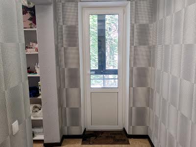 квартира за адресою Романа Ратушного вул. (Волгоградська), 33