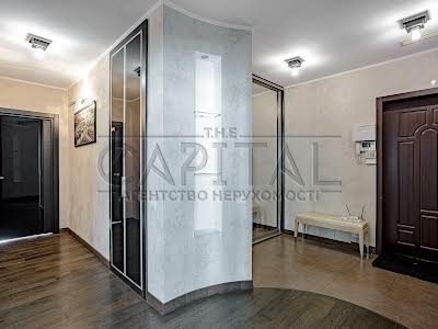 квартира по адресу Елизаветы Чавдар ул., 1