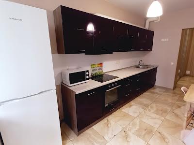 квартира за адресою Драгоманова вул., 2
