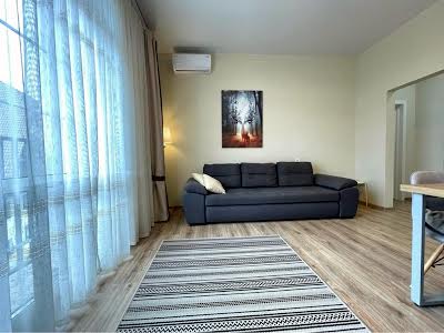 квартира за адресою Успішна вул., 14