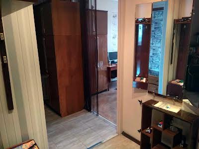квартира за адресою Ревуцького вул., 5