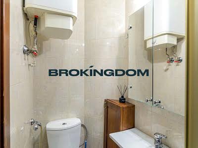 квартира за адресою Степана Руданського вул., 4-6