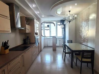 квартира за адресою Срібнокільська вул., 1