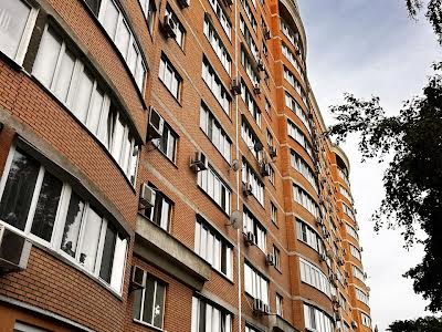 квартира по адресу Подлесная ул., 1а