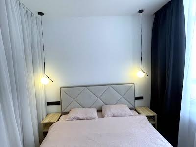 квартира за адресою Миколи Гулака вул., 4