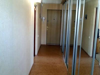 квартира за адресою Ольжича вул., 18