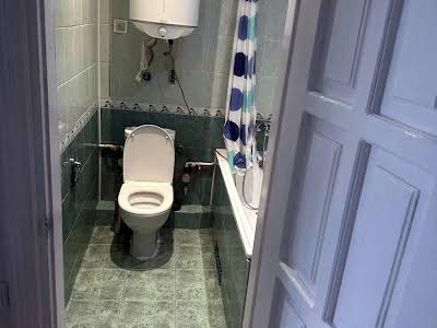 квартира за адресою Вагонна вул., 8