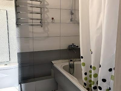 квартира за адресою Авіаконструктора Ігоря Сікорського вул. (Танкова), 1-А