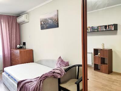квартира за адресою Оболонський просп., 18-Б