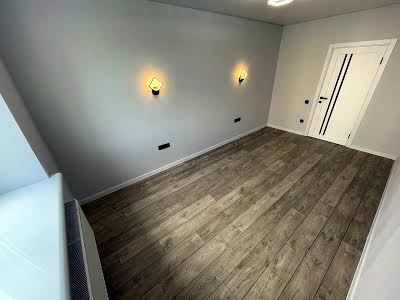 квартира за адресою Дмитра Коцюбайла вул., 7А