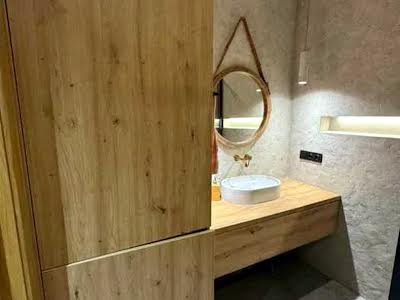 квартира за адресою Каманіна, 16А/2