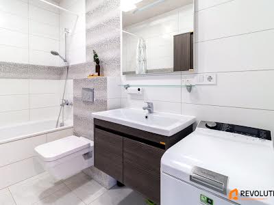 квартира за адресою Практична вул., 2