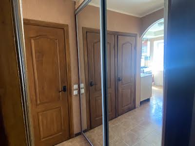 квартира за адресою Харківське шосе, 6