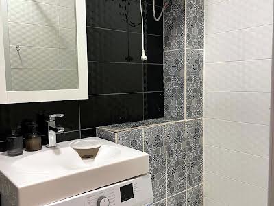 квартира за адресою Богдана Хмельницького вул., 32