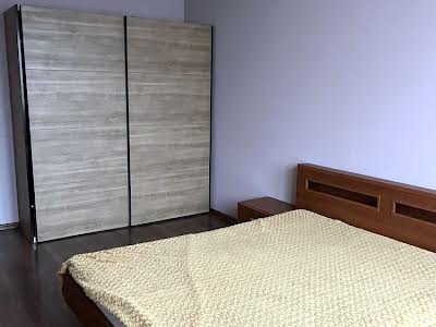 квартира за адресою Бориса Гмирі вул., 4