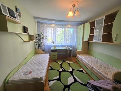 квартира за адресою Курбаса, 7