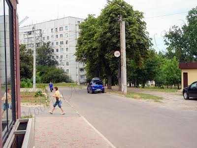 комерційна за адресою Тракторобудівників просп., 107