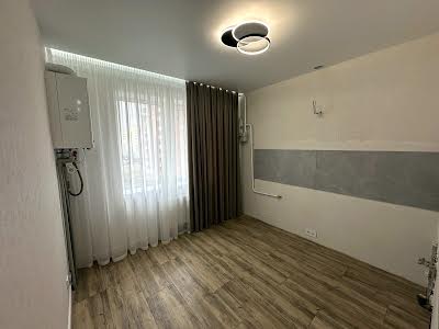 квартира за адресою Боголюбова вул., 27