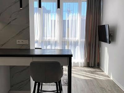 квартира за адресою Залізнична вул., 9а