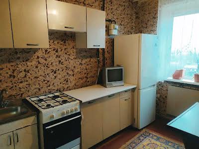 квартира за адресою Героїв України вул. (Героїв Сталінграду), 16
