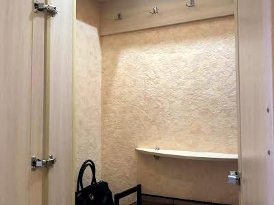 квартира за адресою Автозаводська вул., 15а