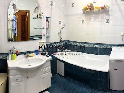 квартира за адресою Драгоманова вул., 31Б
