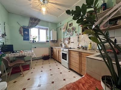 квартира за адресою Вовчинецька вул., 68