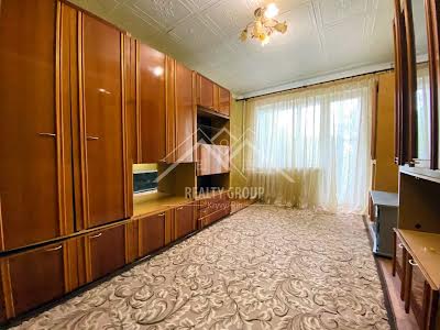 квартира по адресу Днепровское шоссе (Днепропетровское), 40