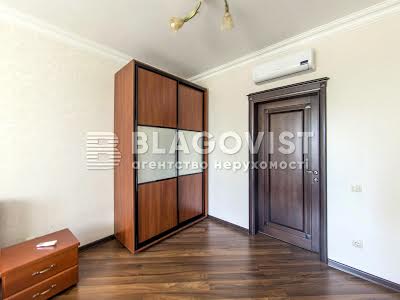 квартира за адресою Патріарха Мстислава Скрипника вул., 40