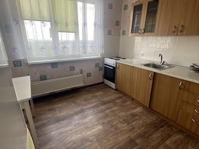 квартира за адресою Академіка Глушкова просп., 43