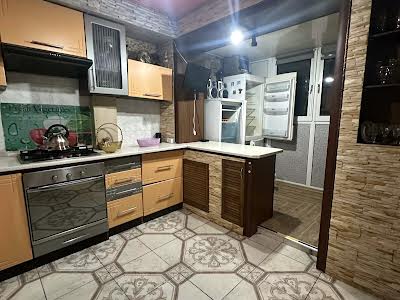 квартира за адресою Володимира Івасюка просп. (Героїв Сталінграду), 27-А