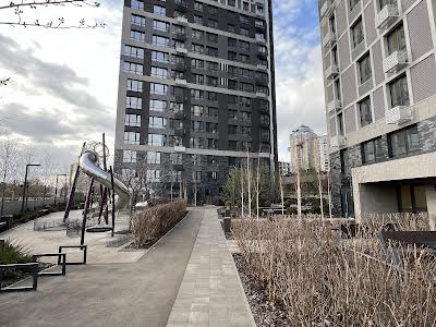 квартира за адресою Дегтярівська вул., 25ж
