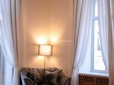 квартира по адресу Лютеранская ул., 6