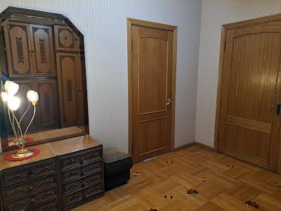 квартира за адресою Свободи просп., 3-Б