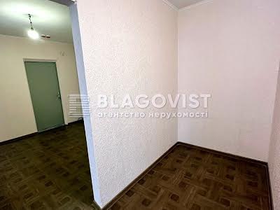 квартира за адресою Ревуцького вул., 54