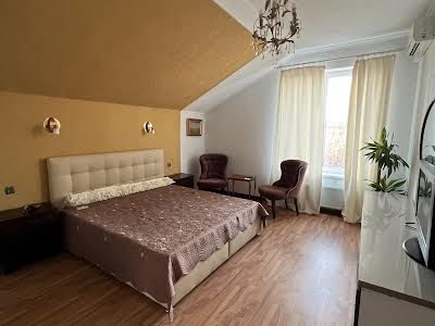 будинок за адресою Академіка Кащенка вул.