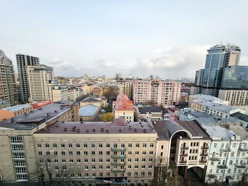 квартира за адресою Богдана Хмельницького вул., 39