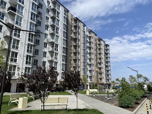 квартира за адресою Сімейна вул., 4