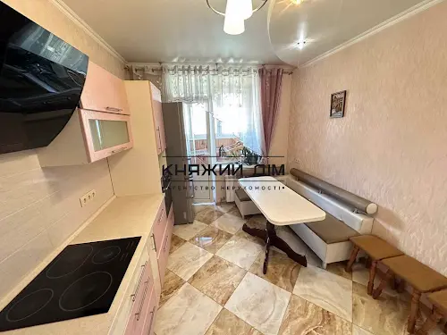 квартира по адресу Олены Пчилки ул., 6
