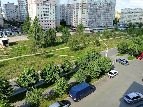 квартира за адресою Боголюбова вул., 1