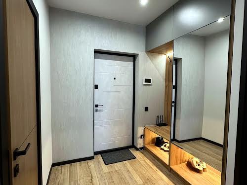 квартира за адресою Співдружності вул., 6