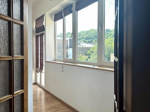 квартира по адресу Братская ул., 5