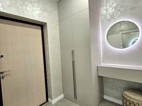 квартира за адресою Домбровського вул., 3б, к.4-7