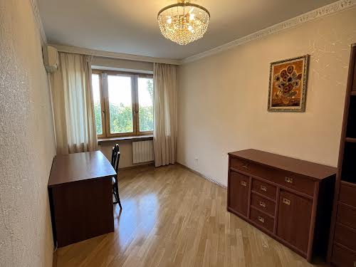 квартира за адресою Михайла Омеляновича-Павленка вул. (Суворова), 13