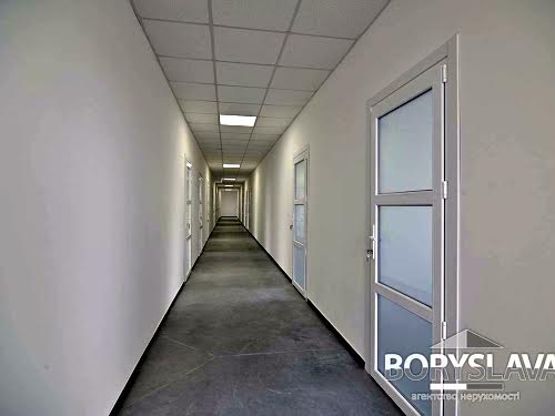 комерційна за адресою Соборна вул., 364в