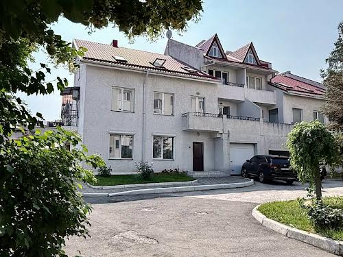будинок за адресою Соборна вул., 40А