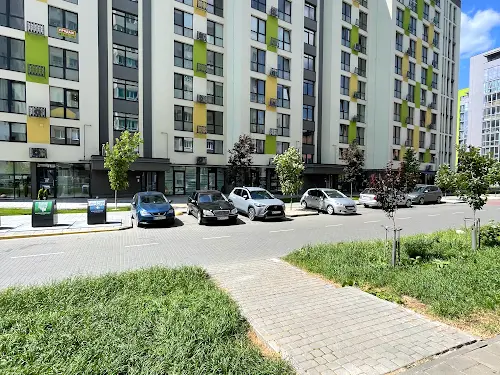 коммерческая по адресу Угорская ул., 14