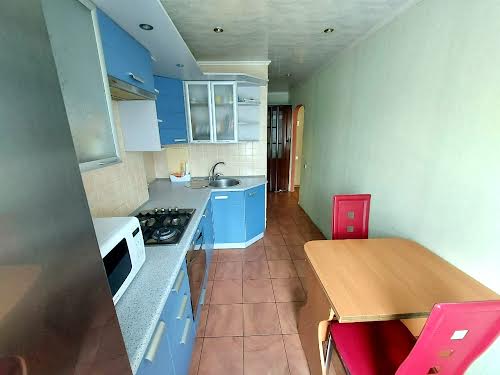 квартира за адресою Калинова вул., 72